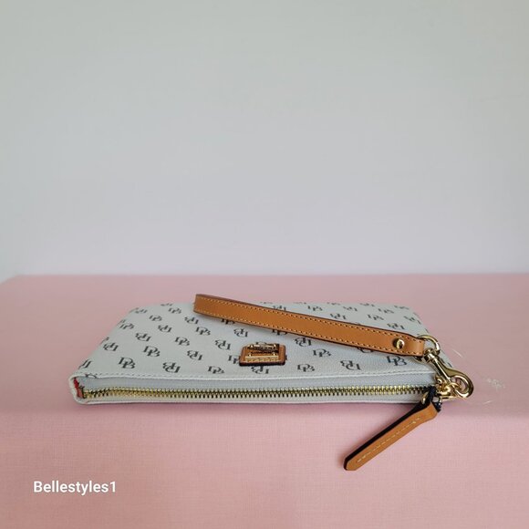 DOONEY & BOURKE Blakely Signature Logo Print Large Wristlet- Bone color ⭐ - Picture 11 of 16